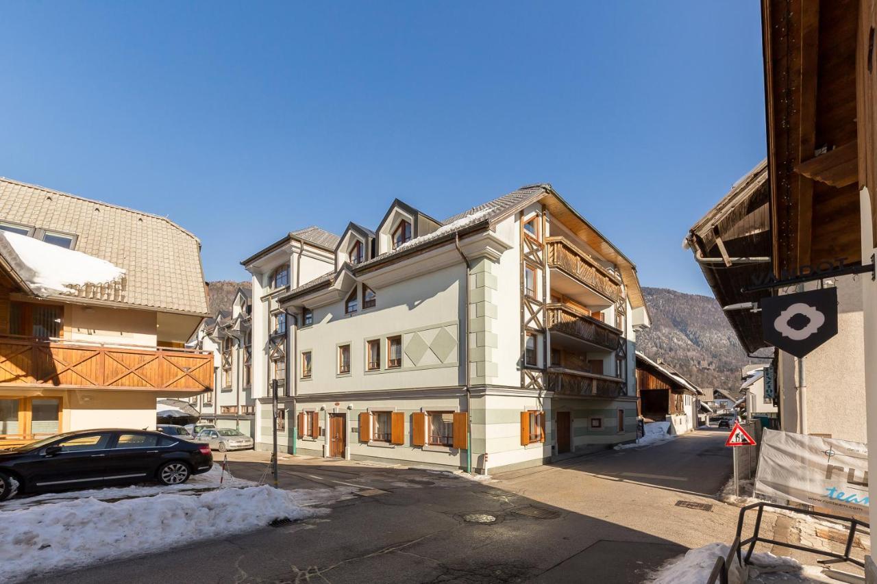 Апартаменти Mountain Charm Кранська Гора Екстер'єр фото