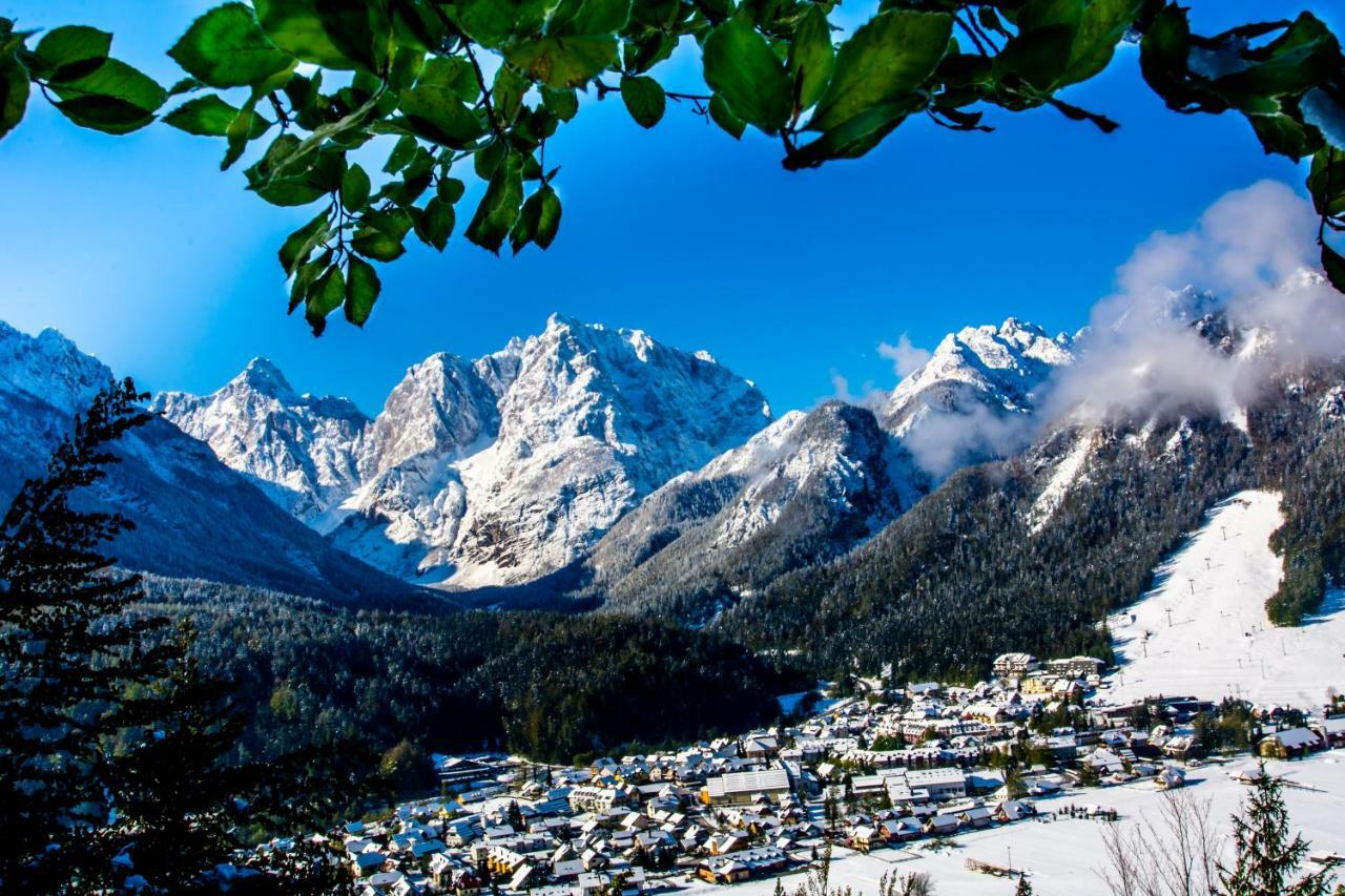 Апартаменти Mountain Charm Кранська Гора Екстер'єр фото